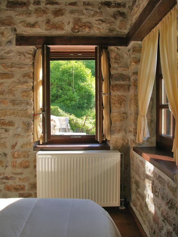 Oihalia Guesthouse Fidhákia Habitación foto